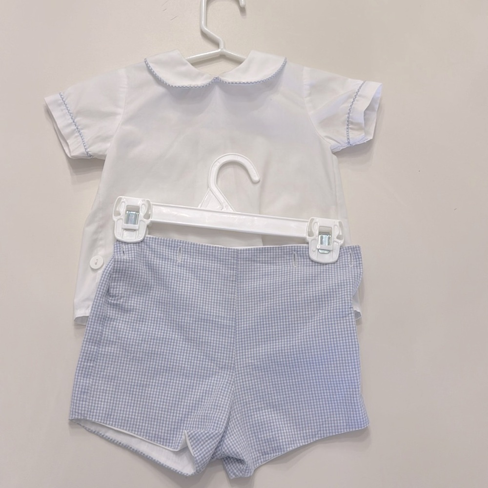 Short outfit for warm weatherther